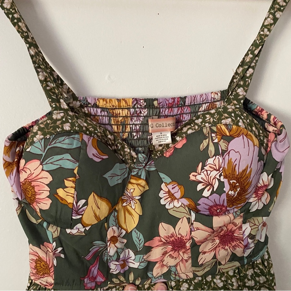 Olive Green Floral Maxi Dress with Tiered Skirt - Picture 4 of 11
